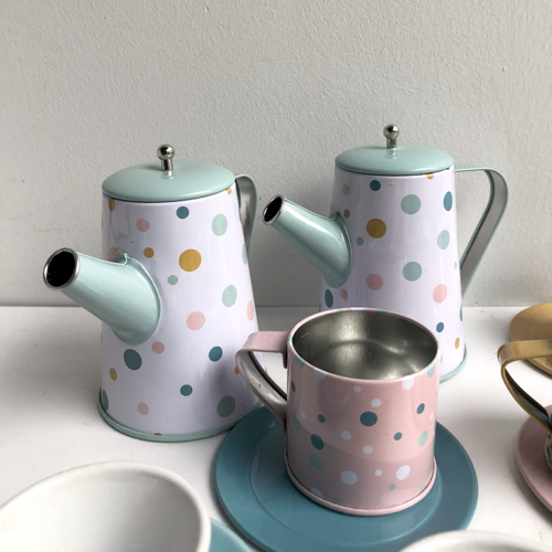 teesetti astiasto pastellivärit pilkullinen mini lelu